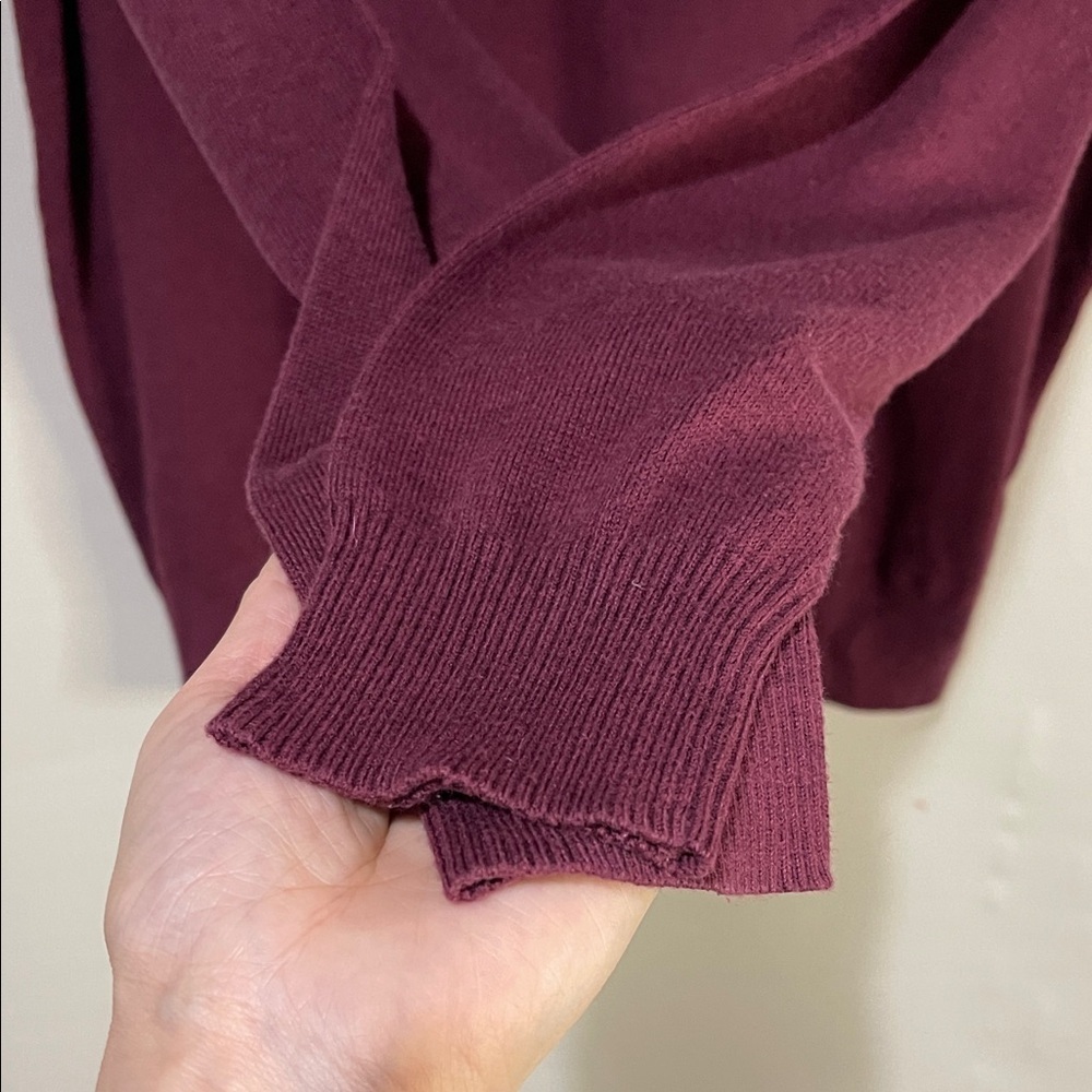 NWOT Neiman Marcus Men's Burgundy Crewneck Long Sleeve Sweater SZ Large - Picture 6 of 9